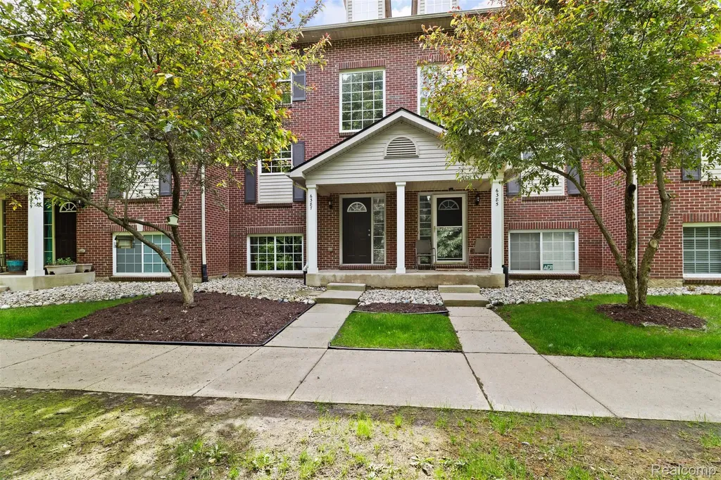 6387 Scoter Lane Pittsfield Charter Township MI 48197