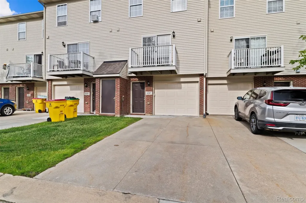 6387 Scoter Lane Pittsfield Charter Township MI 48197