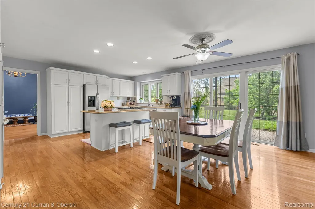 756 Sandalwood Road Canton Charter Township MI 48188