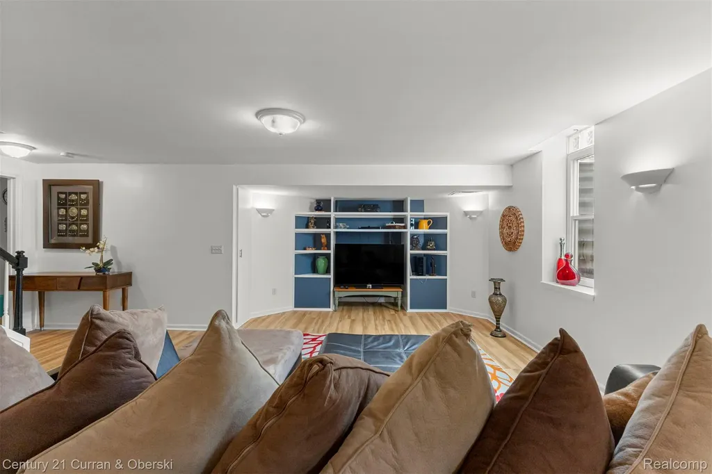 756 Sandalwood Road Canton Charter Township MI 48188