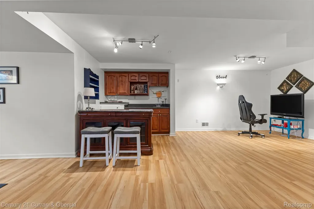 756 Sandalwood Road Canton Charter Township MI 48188