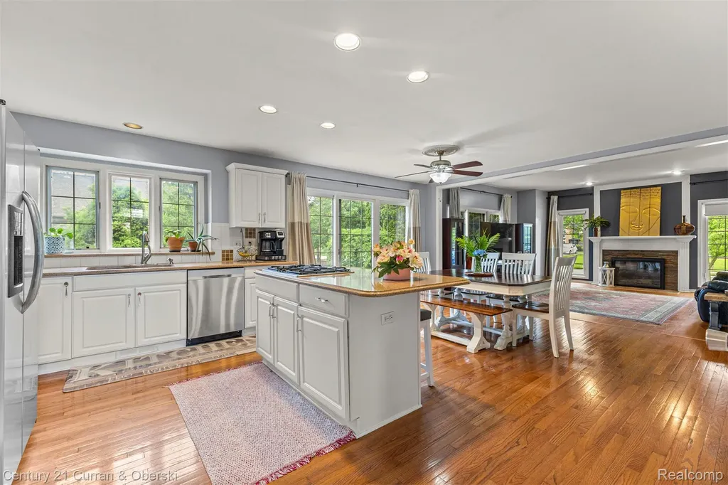 756 Sandalwood Road Canton Charter Township MI 48188