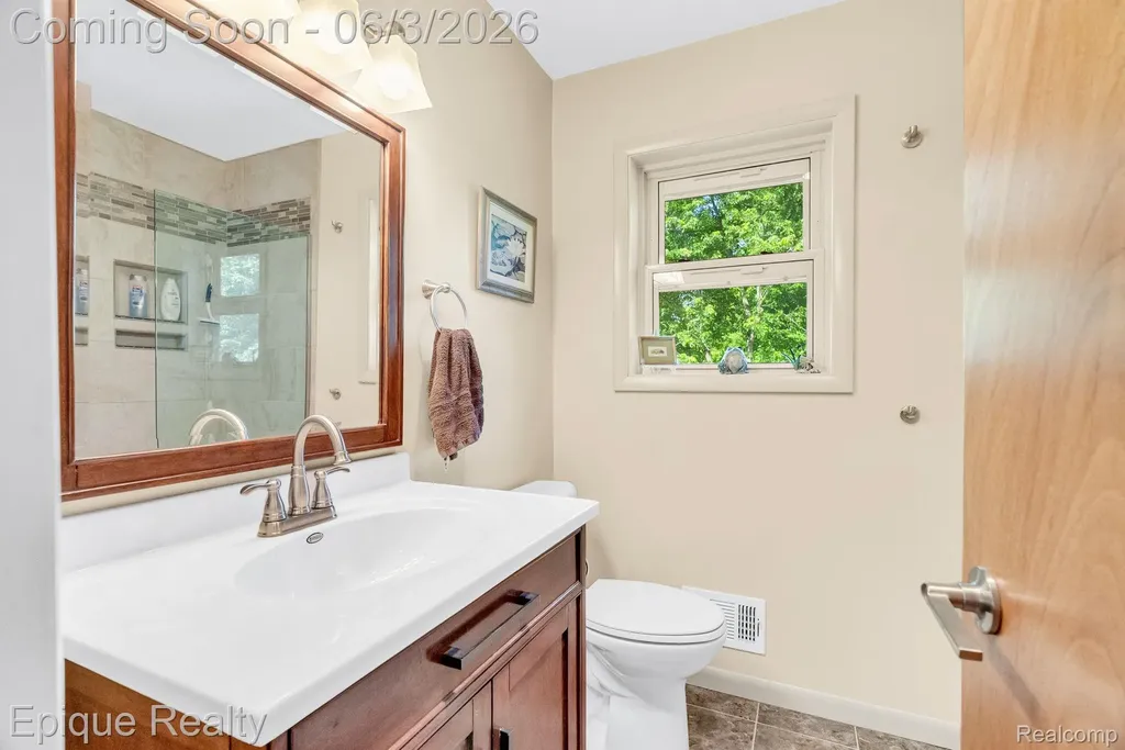 7493 S Sheridan Avenue Gaines Township MI 48429