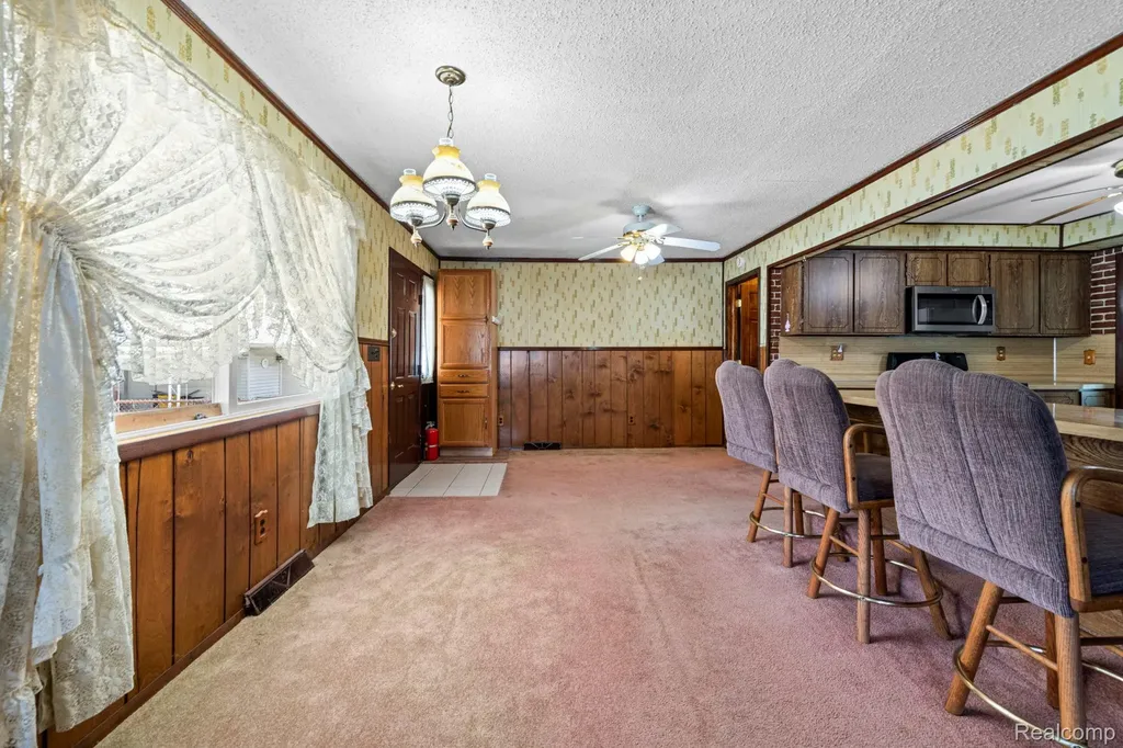 12435 Agnes Street Southgate City MI 48195
