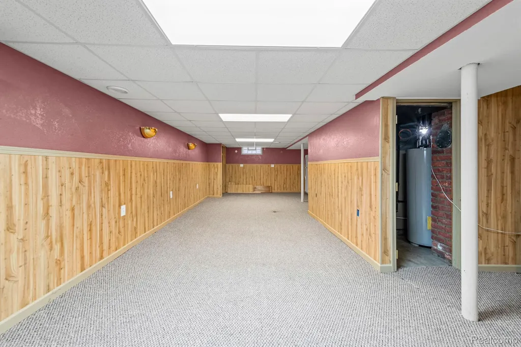 12435 Agnes Street Southgate City MI 48195