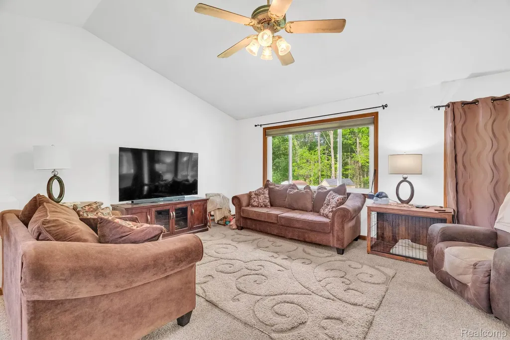 3176 Yorkshire Drive Port Huron Charter Township MI 48060