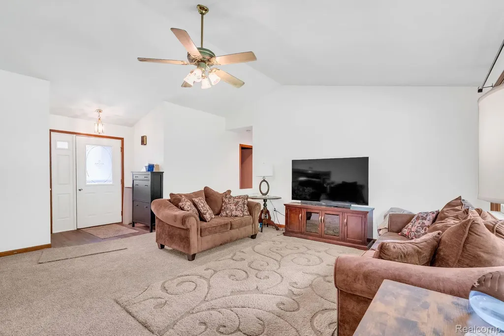 3176 Yorkshire Drive Port Huron Charter Township MI 48060