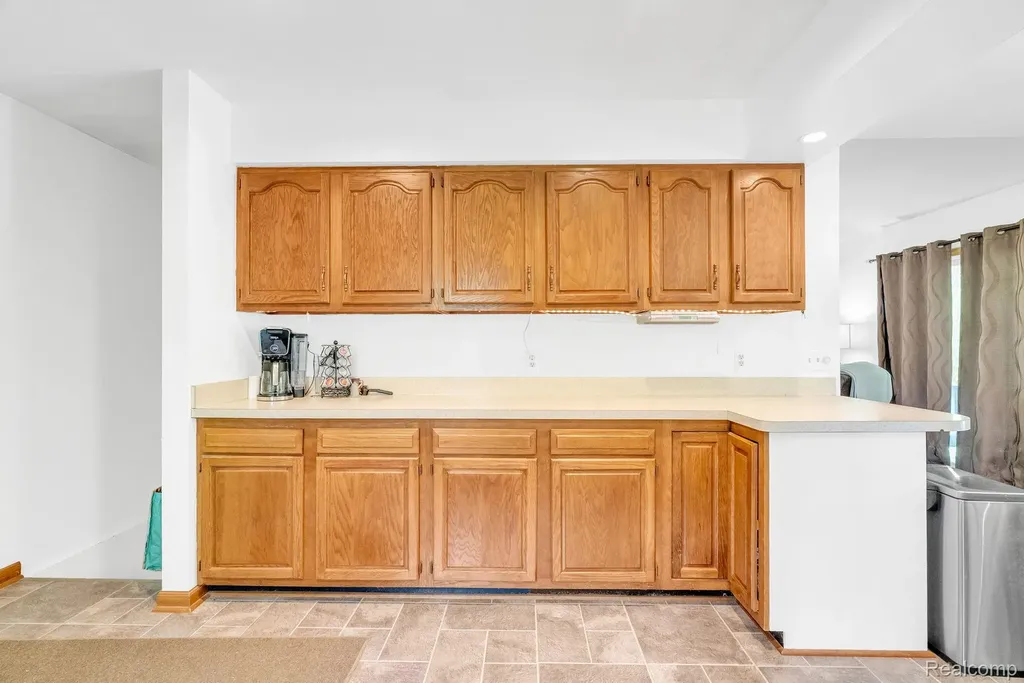 3176 Yorkshire Drive Port Huron Charter Township MI 48060