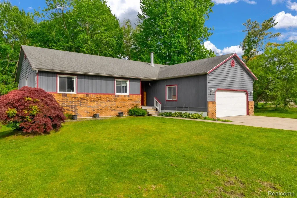 3176 Yorkshire Drive Port Huron Charter Township MI 48060