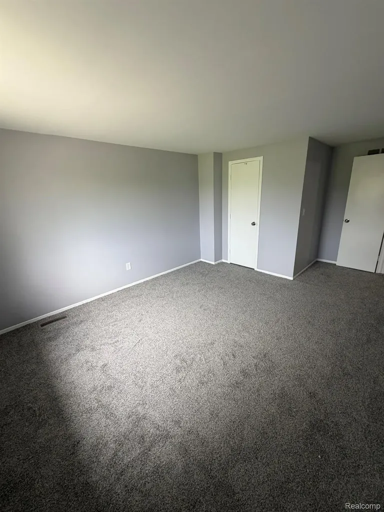 2052 Orchard Crest Street Shelby Charter Township MI 48317