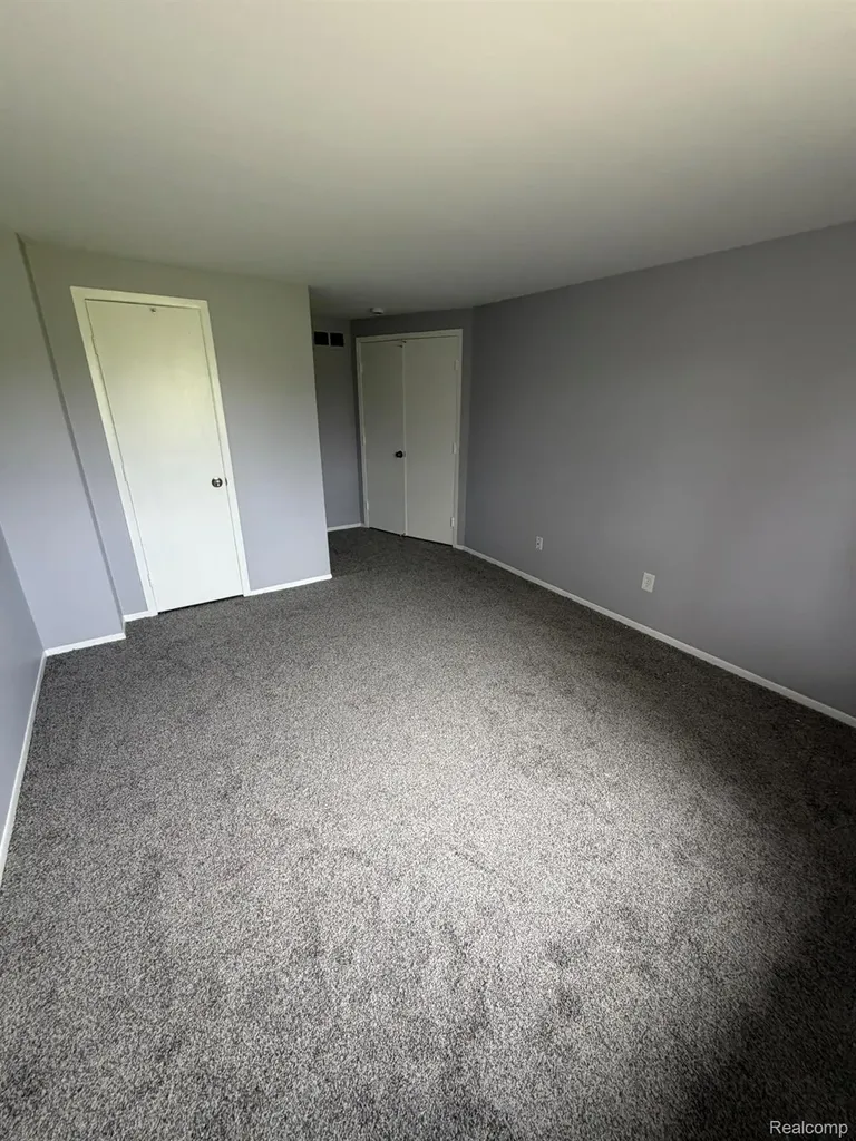 2052 Orchard Crest Street Shelby Charter Township MI 48317