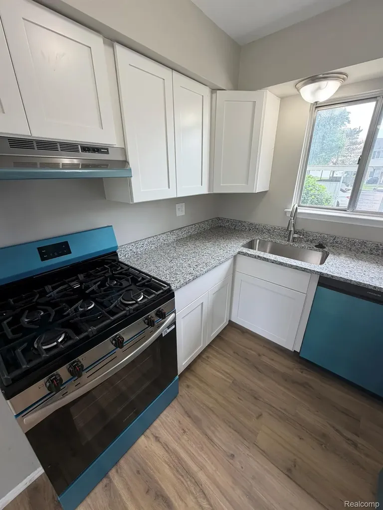 2052 Orchard Crest Street Shelby Charter Township MI 48317