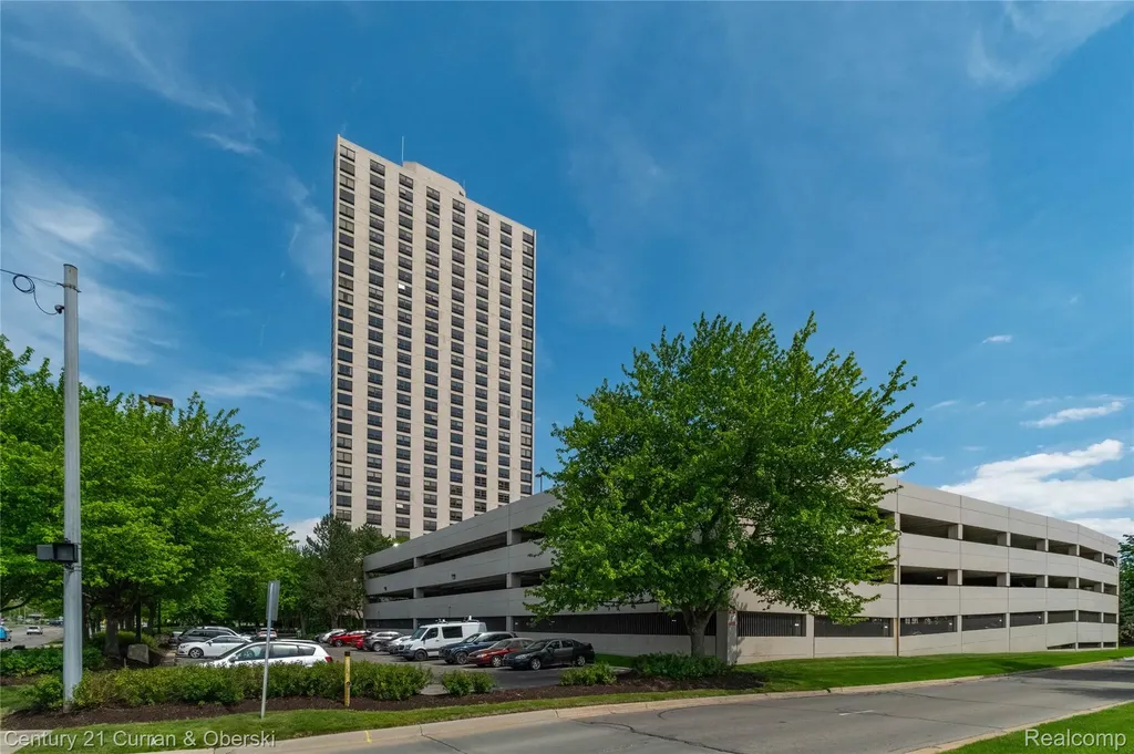 5000 Town Center Southfield City MI 48075