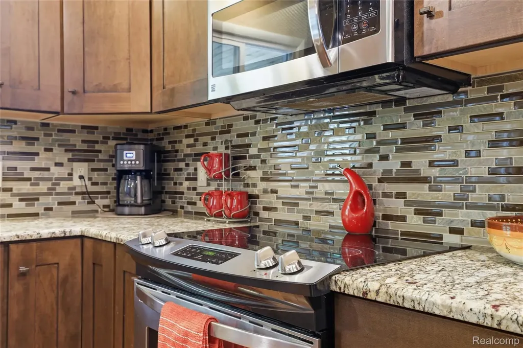 6211 Kings Scepter Road Grand Blanc Charter Township MI 48439