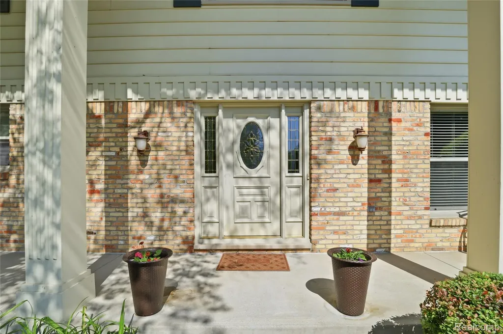 6211 Kings Scepter Road Grand Blanc Charter Township MI 48439