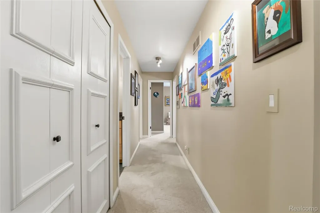 6211 Kings Scepter Road Grand Blanc Charter Township MI 48439