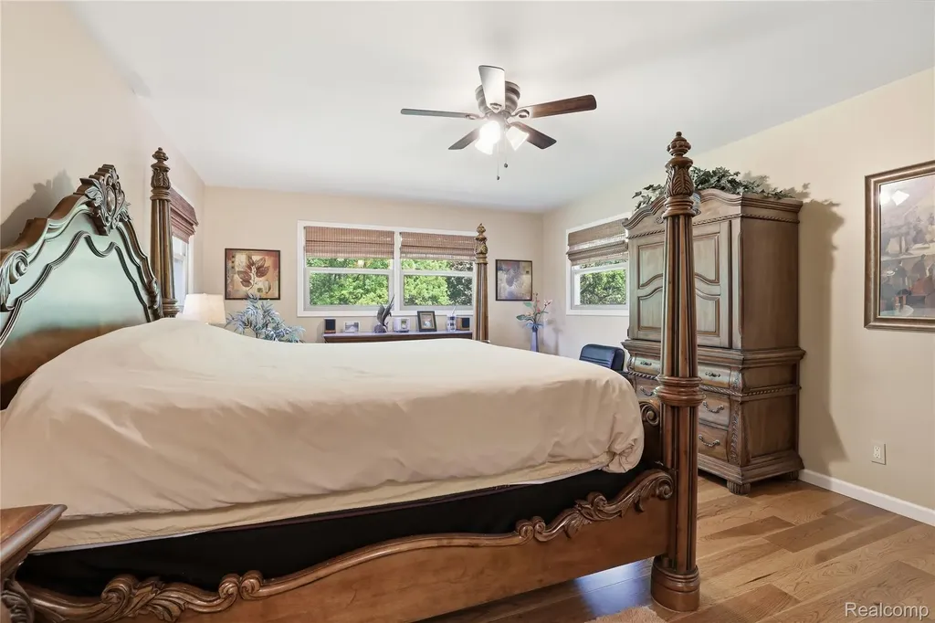 6211 Kings Scepter Road Grand Blanc Charter Township MI 48439