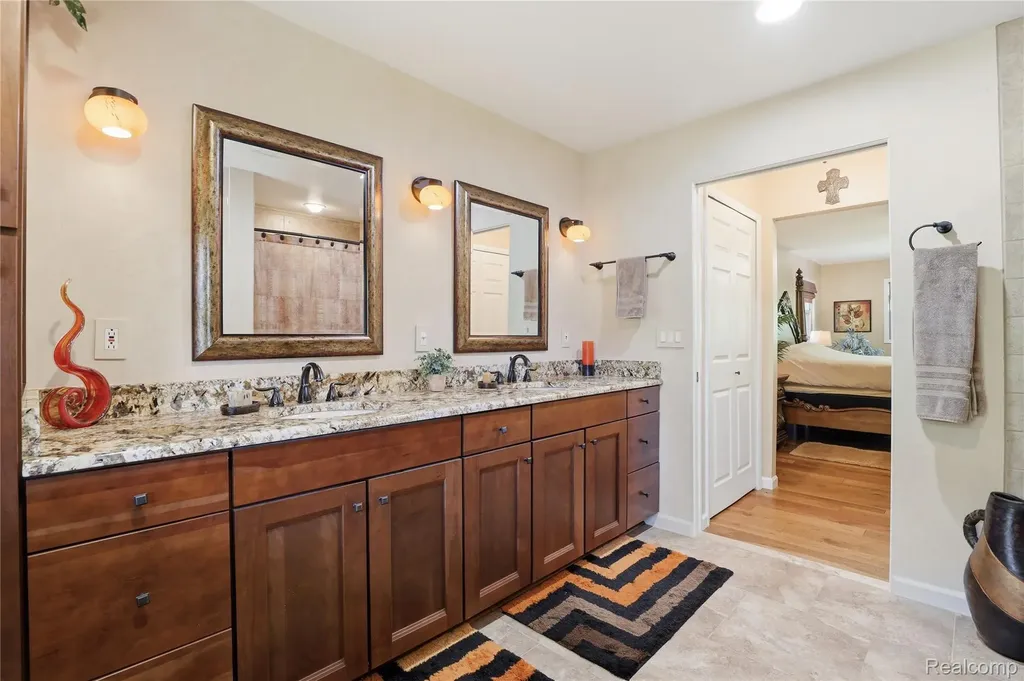 6211 Kings Scepter Road Grand Blanc Charter Township MI 48439