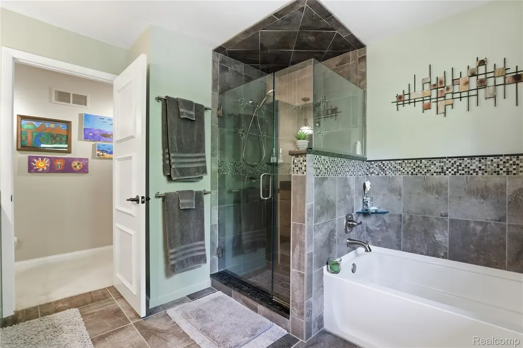 6211 Kings Scepter Road Grand Blanc Charter Township MI 48439