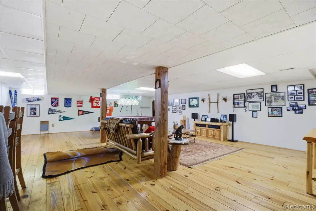 6211 Kings Scepter Road Grand Blanc Charter Township MI 48439