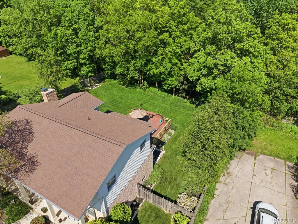 6211 Kings Scepter Road Grand Blanc Charter Township MI 48439