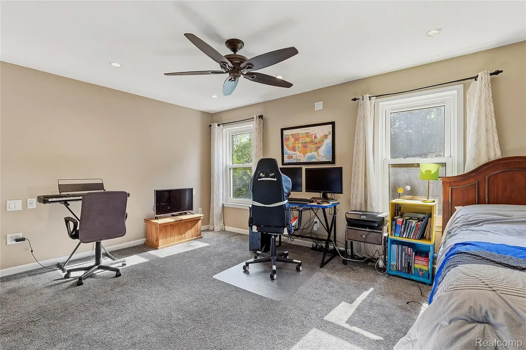 5389 Fox Ridge Circle West Bloomfield Charter Township MI 48322