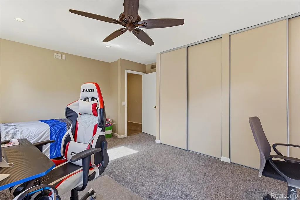 5389 Fox Ridge Circle West Bloomfield Charter Township MI 48322