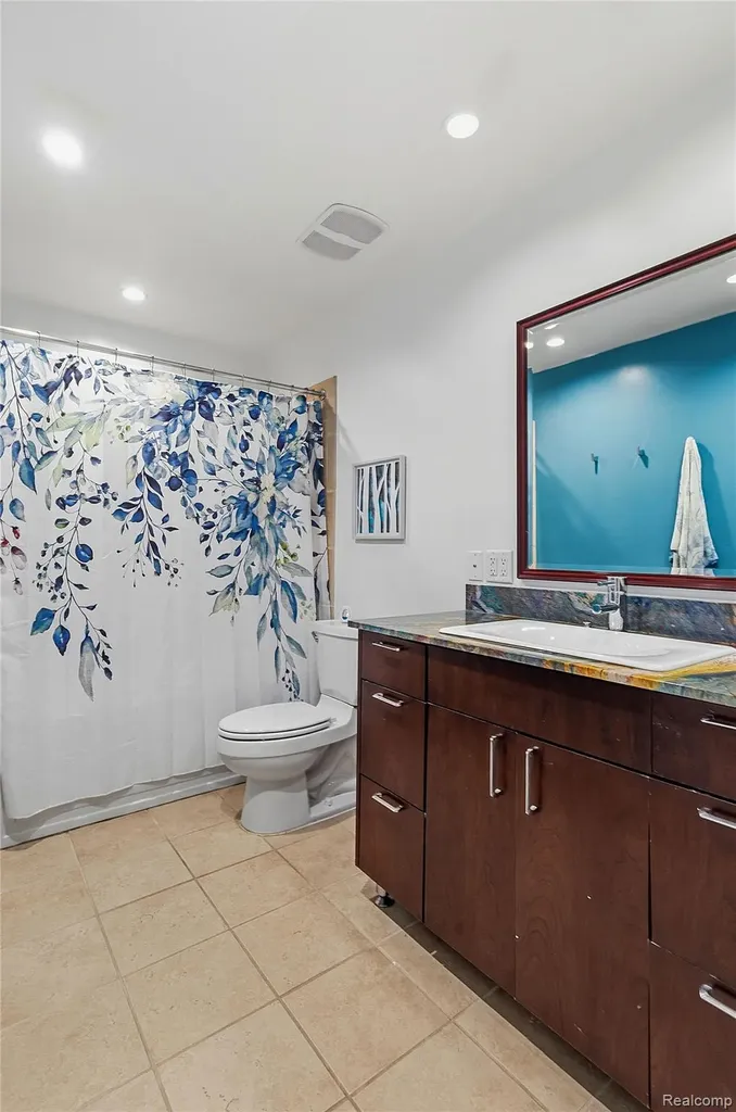 5389 Fox Ridge Circle West Bloomfield Charter Township MI 48322