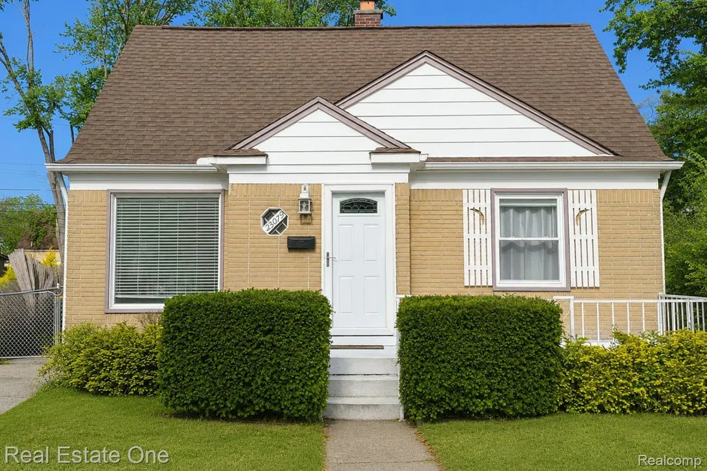 23079 Violet Street Farmington City MI 48336