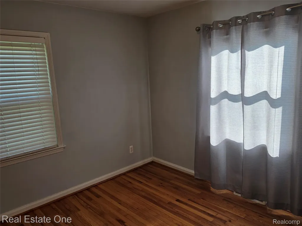 23079 Violet Street Farmington City MI 48336