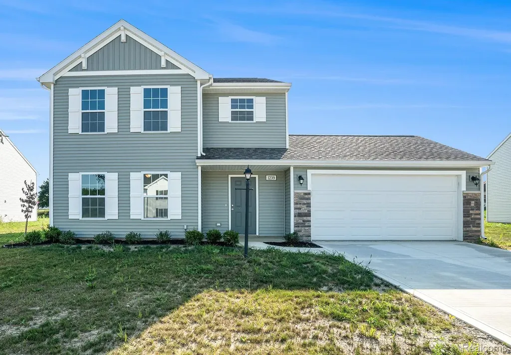 2328 Pear Tree Drive Burton City MI 48519