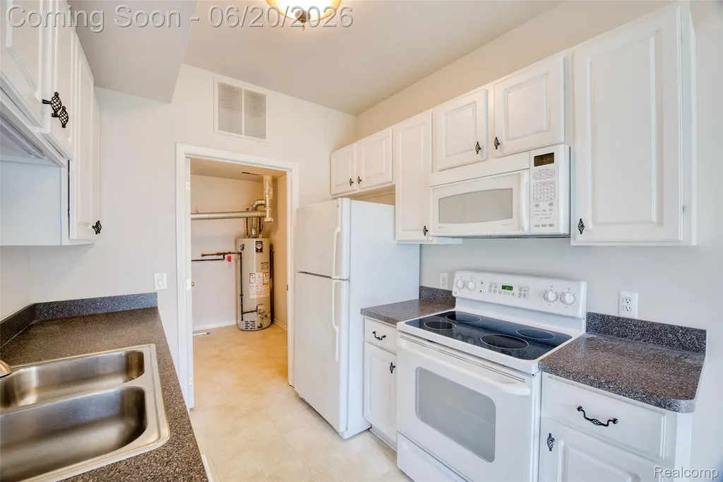 2089 Marissa Way Shelby Charter Township MI 48316