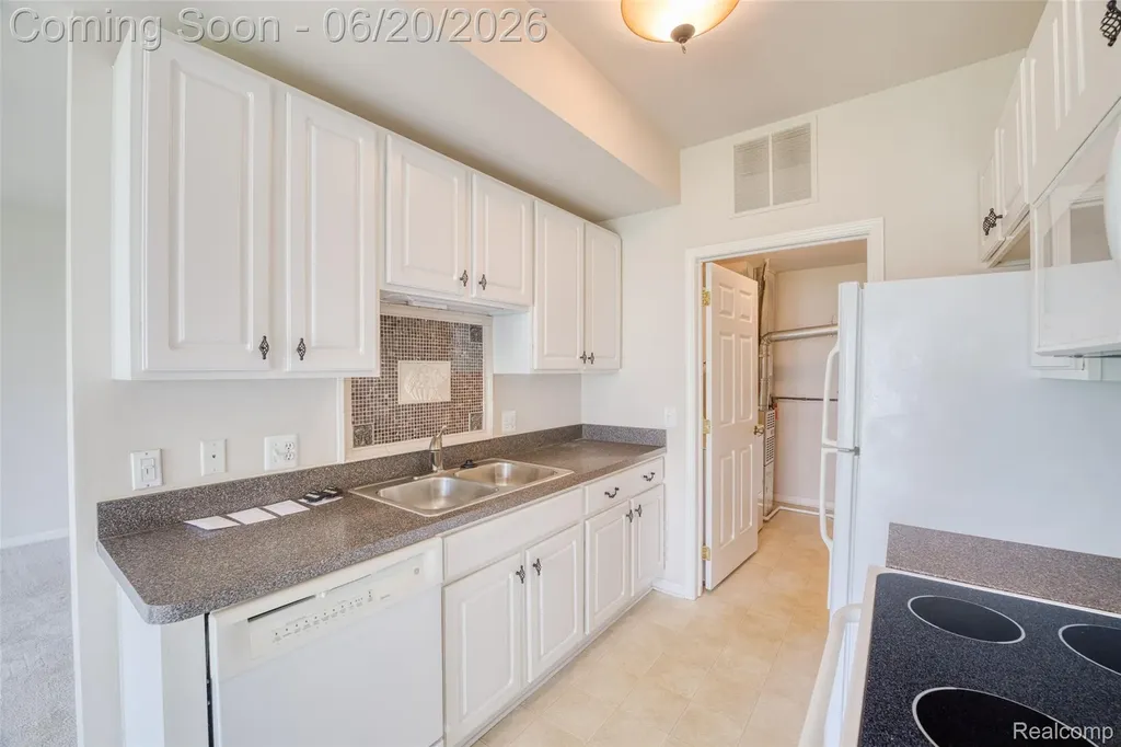 2089 Marissa Way Shelby Charter Township MI 48316