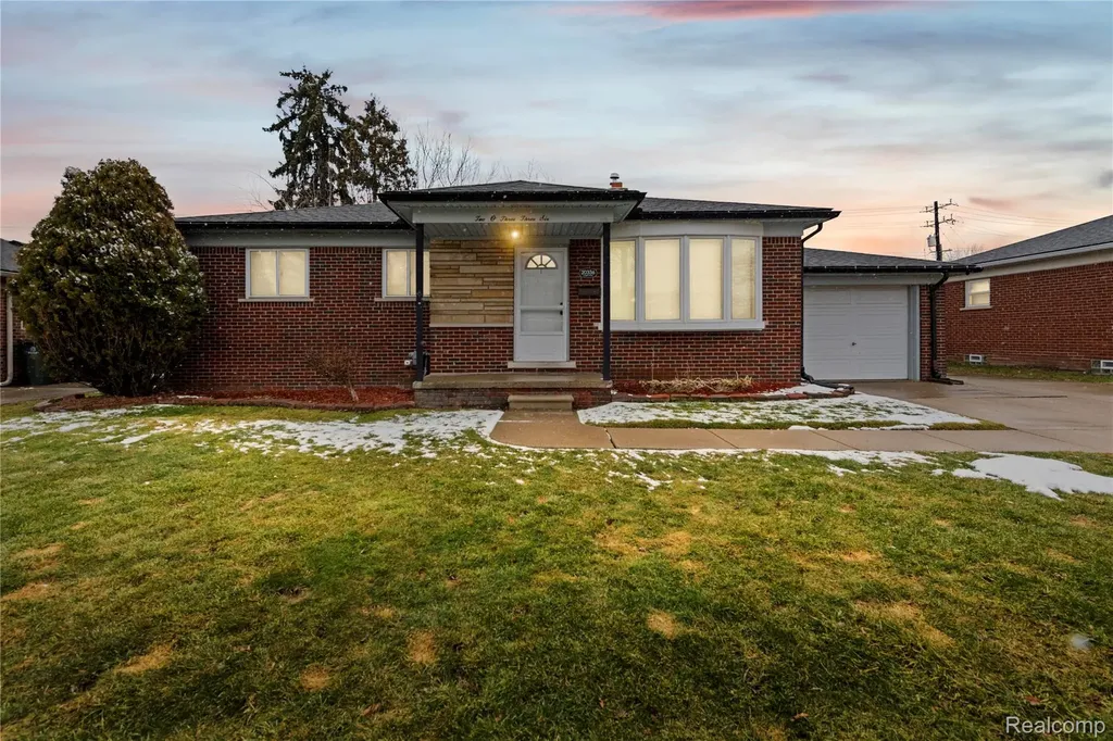 20336 Cedar Street St. Clair Shores City MI 48081