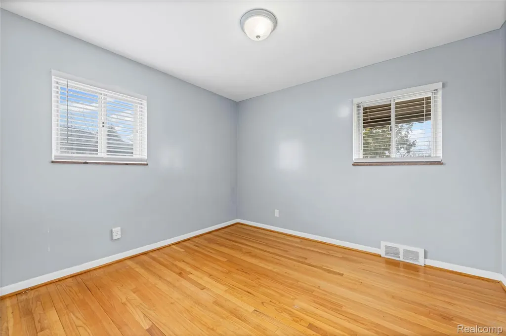 20336 Cedar Street St. Clair Shores City MI 48081