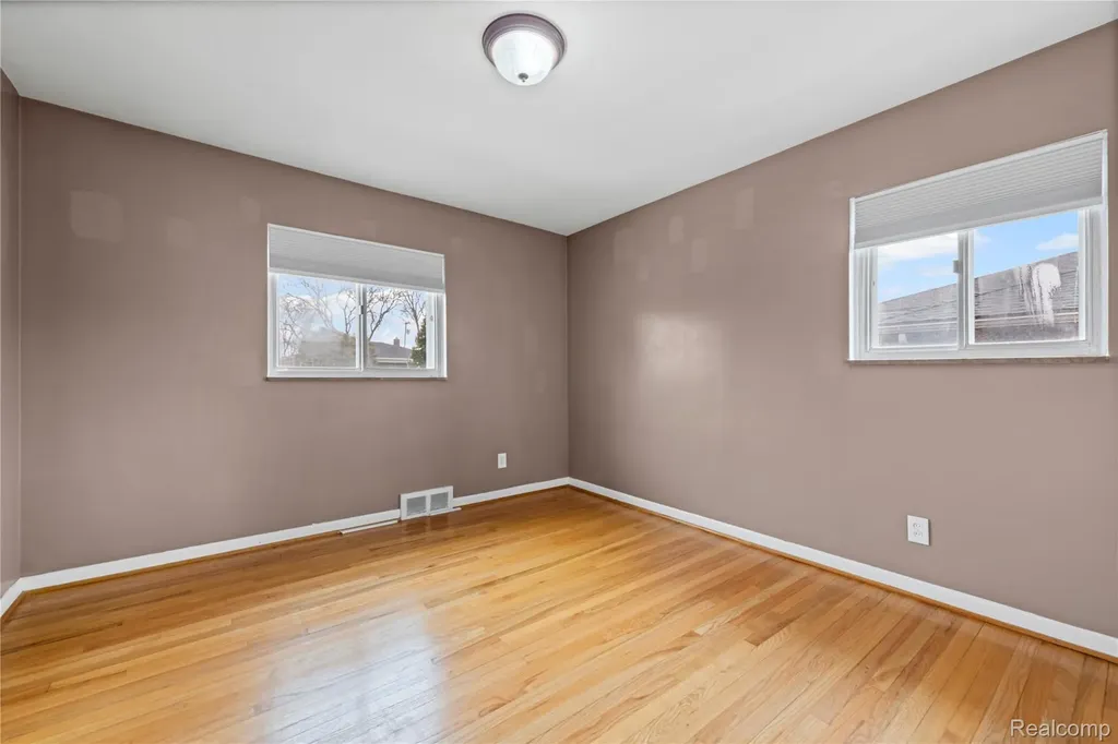 20336 Cedar Street St. Clair Shores City MI 48081