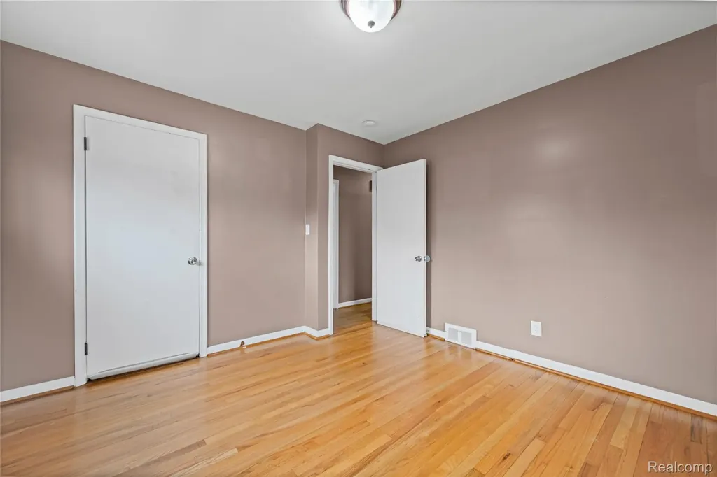 20336 Cedar Street St. Clair Shores City MI 48081