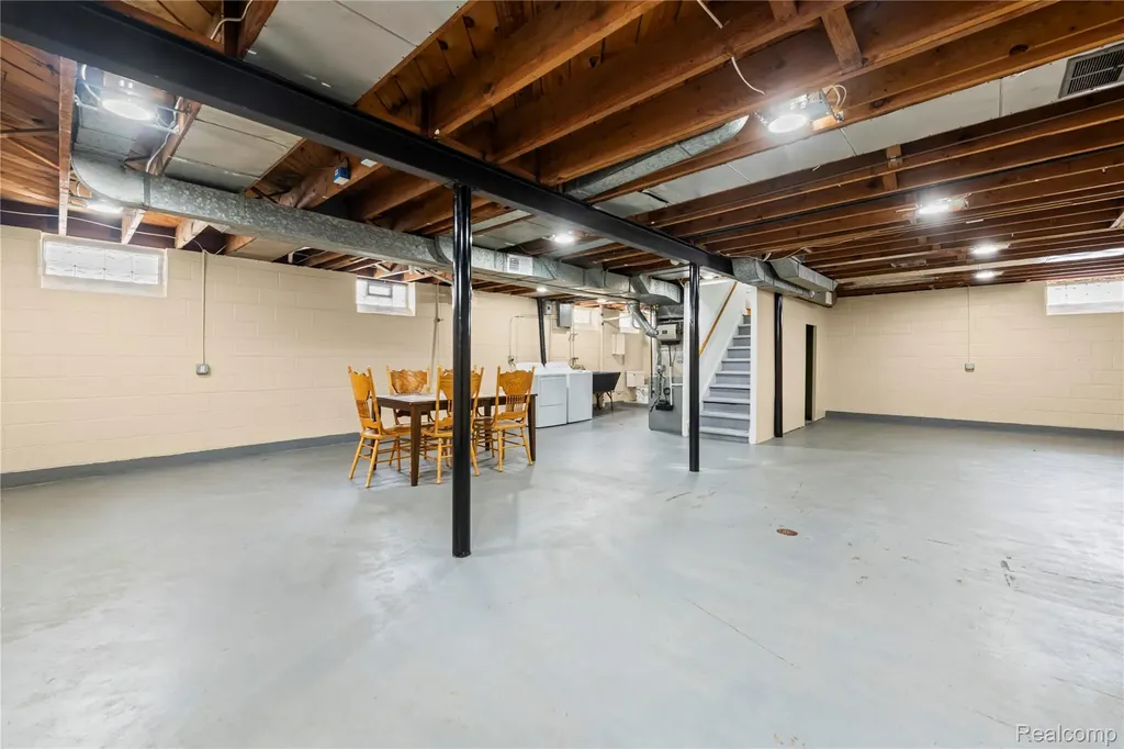 20336 Cedar Street St. Clair Shores City MI 48081