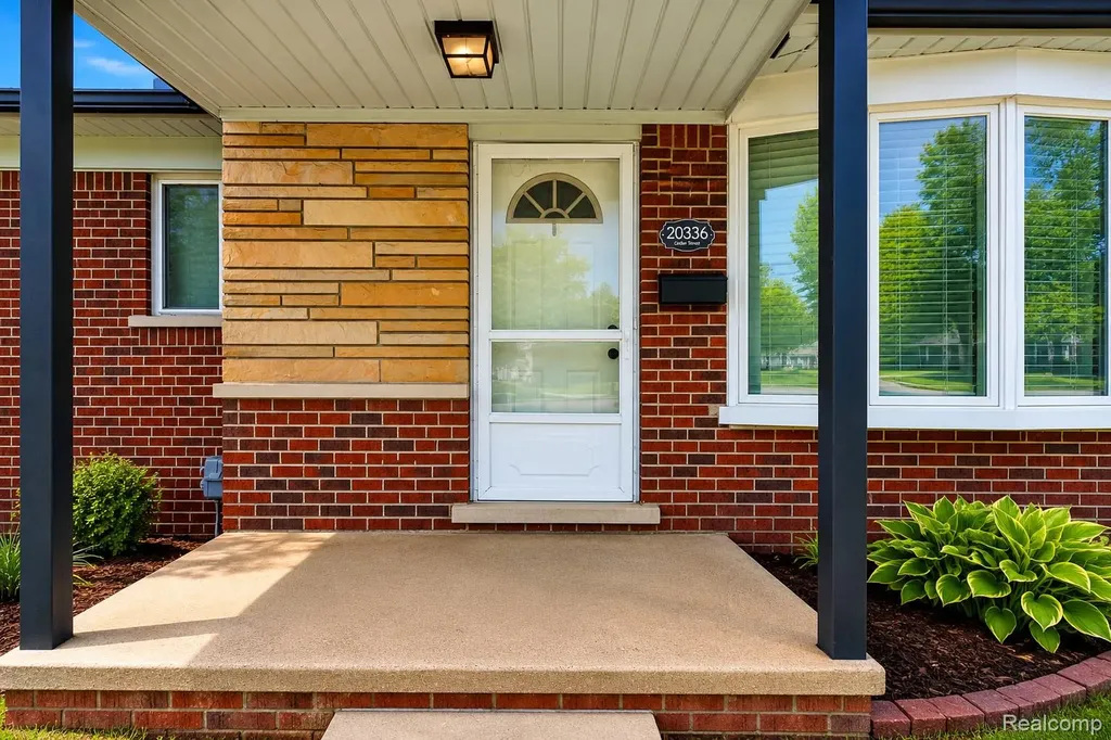 20336 Cedar Street St. Clair Shores City MI 48081