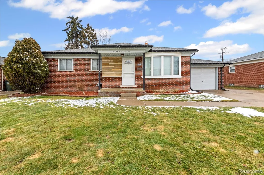 20336 Cedar Street St. Clair Shores City MI 48081