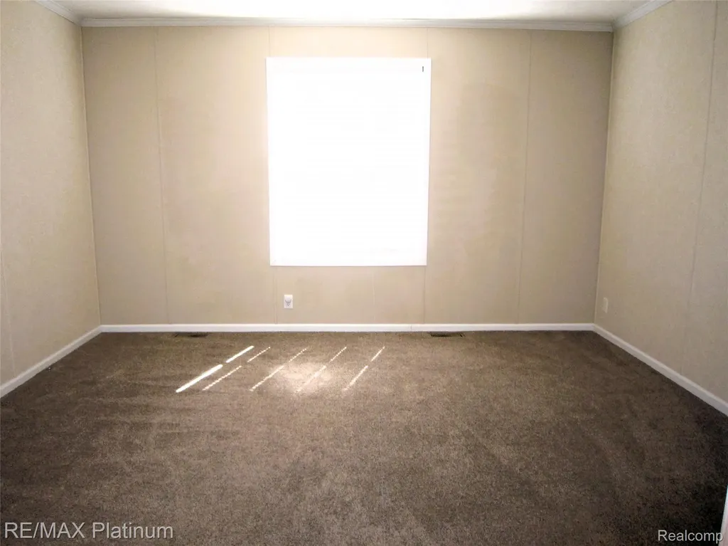 5615 Cherokee Bend Genoa Township MI 48843
