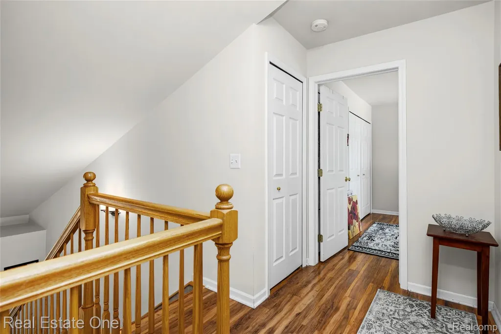 344 N Lake Angelus Road Auburn Hills City MI 48326