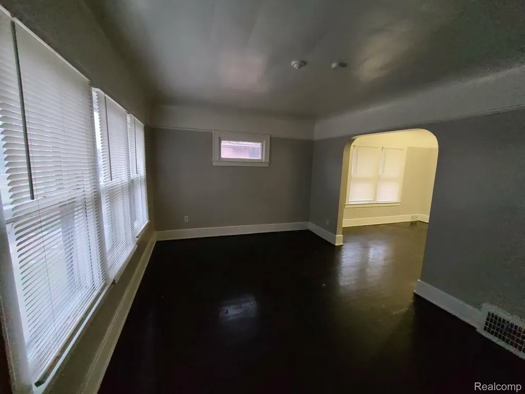 14434 Mettetal Street Detroit City MI 48227