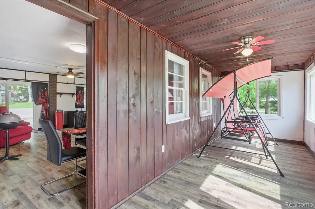 2705 Glendale Road Summit Township MI 49203