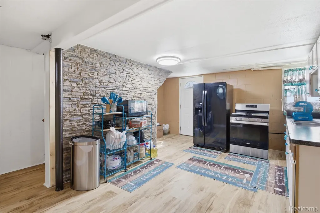 2705 Glendale Road Summit Township MI 49203