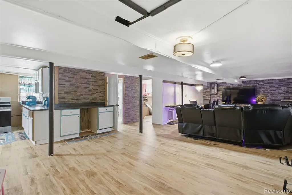 2705 Glendale Road Summit Township MI 49203