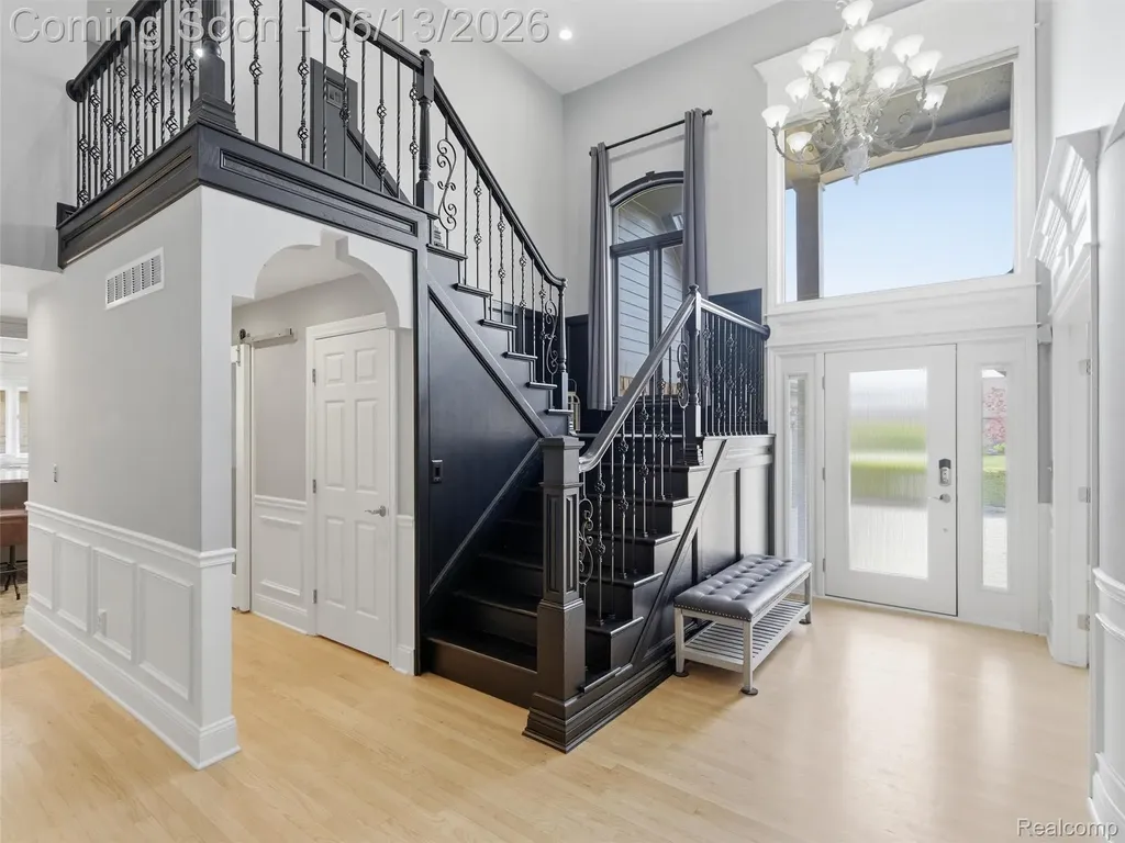 16137 Darlene Drive Macomb Township MI 48042