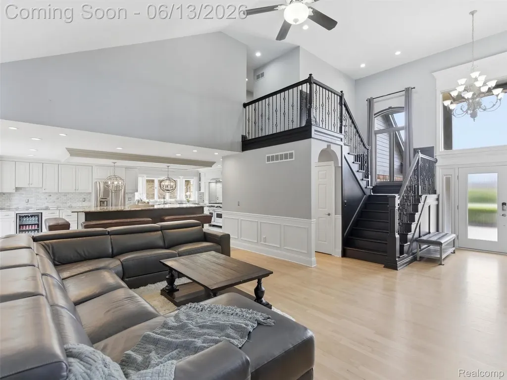 16137 Darlene Drive Macomb Township MI 48042