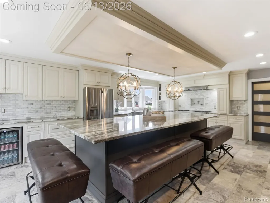 16137 Darlene Drive Macomb Township MI 48042