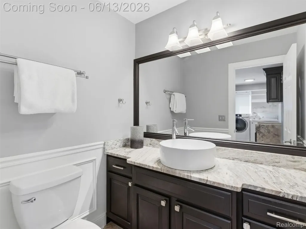 16137 Darlene Drive Macomb Township MI 48042